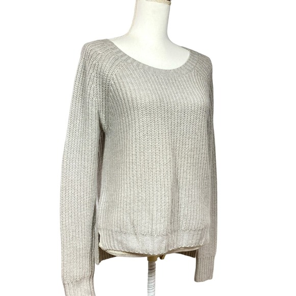Club Monaco Italian Cashmere Sweater Button Down Back Size M - Picture 9 of 9